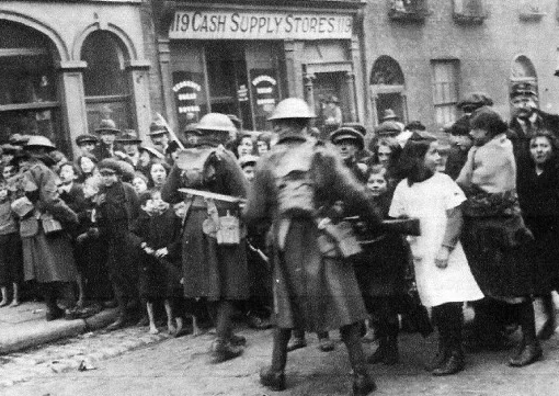 Saighdearan Breatannach ann am Baile Àtha Cliath 1920